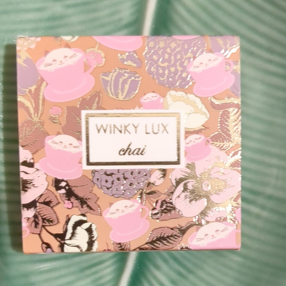 Winky Lux Eyeshadow Palette